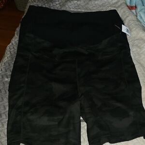 Danskin Women's Black & Camo Bike Shorts Set Of 2